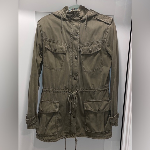 TALULA by ARITZIA Trooper Lived In Utility Jacket Olive Green Hooded Size M - Picture 2 of 6